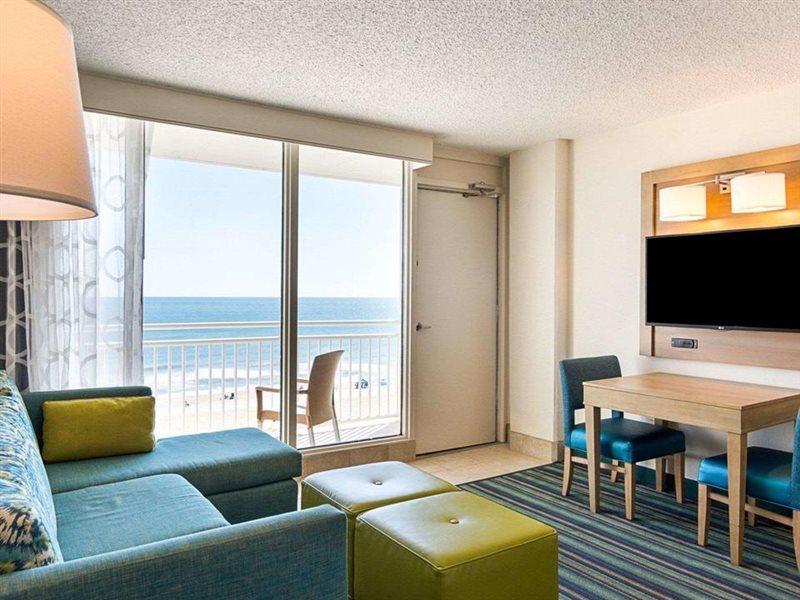 Comfort Suites Beachfront Virginia Beach Exterior foto